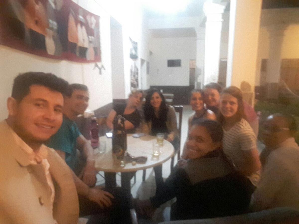 איבארה The Backpacker Hostal מראה חיצוני תמונה